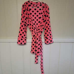 VS Pink‎ Fuzzy Robe